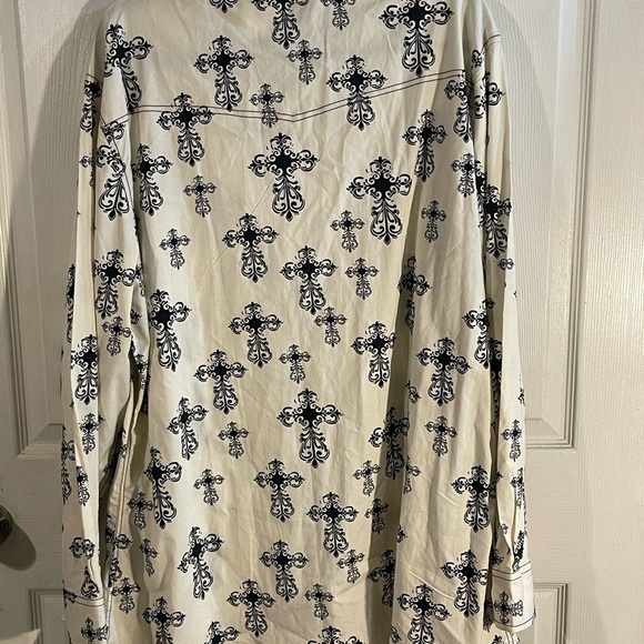 Women's Button Down Shirt with Black Pattern - Picture 8 of 8